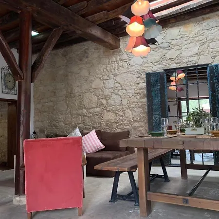 Cabernet Villa *